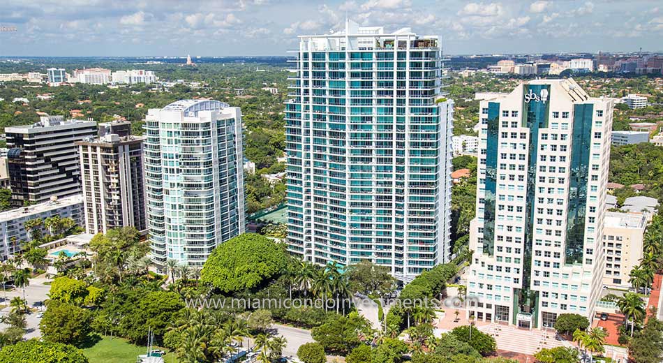Grovenor House condos miami coconut grove