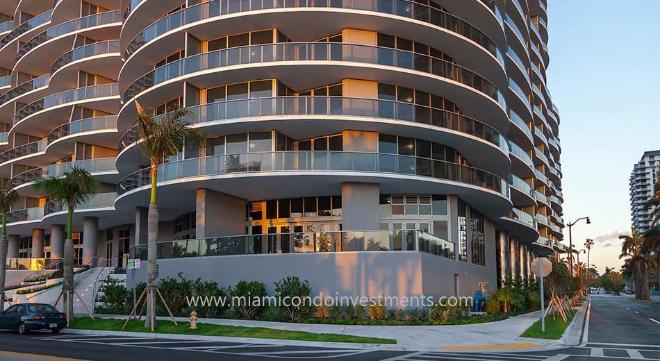 Aria on the Bay Miami condos