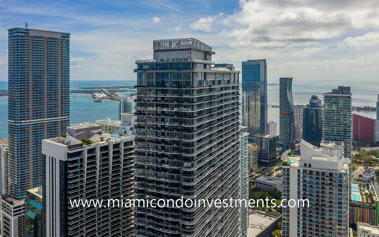 Brickell skyscrapers architecture