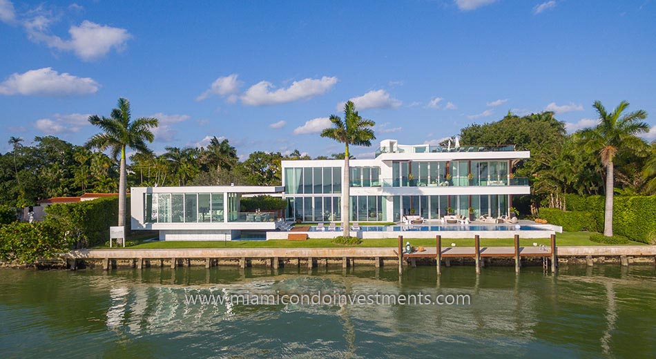 North Bay Road waterfront home