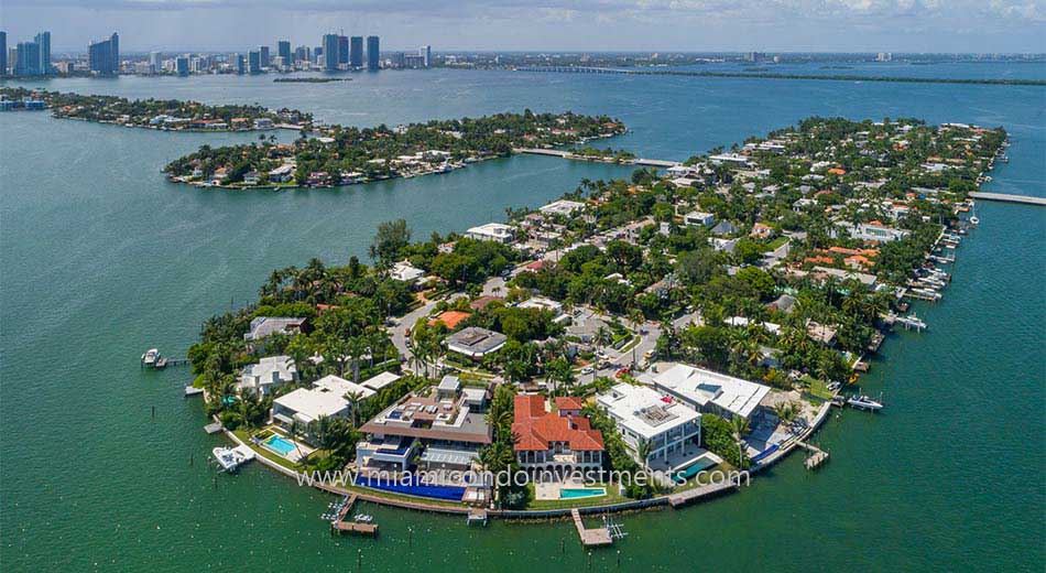 Venetian Islands waterfront mansions