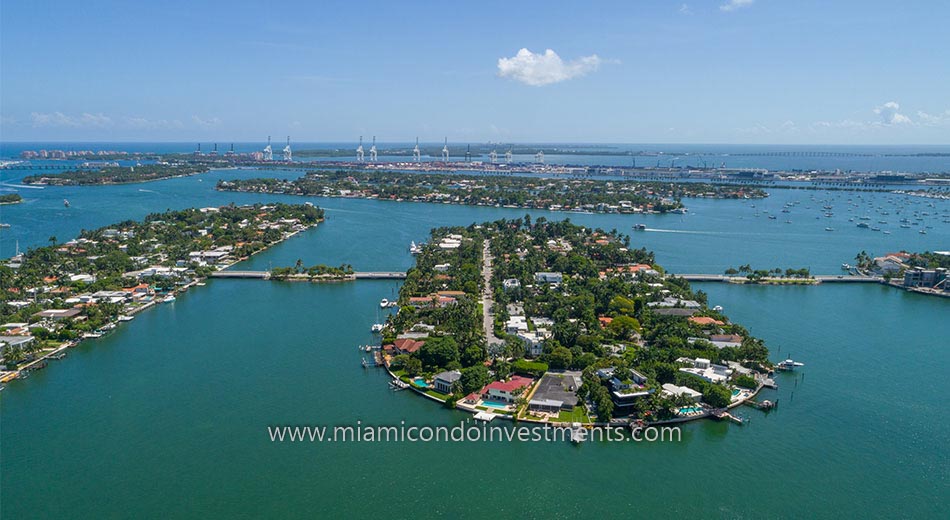 luxury homes on the Venetian Islands